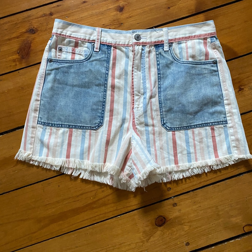 American Eagle denim Shorts size 12